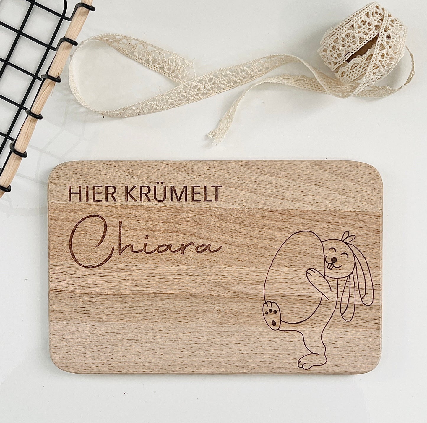 Kinder Frühstücksbrett, Ostergeschenk für Kinder, Brettchen, personalisiert mit Name und Hase