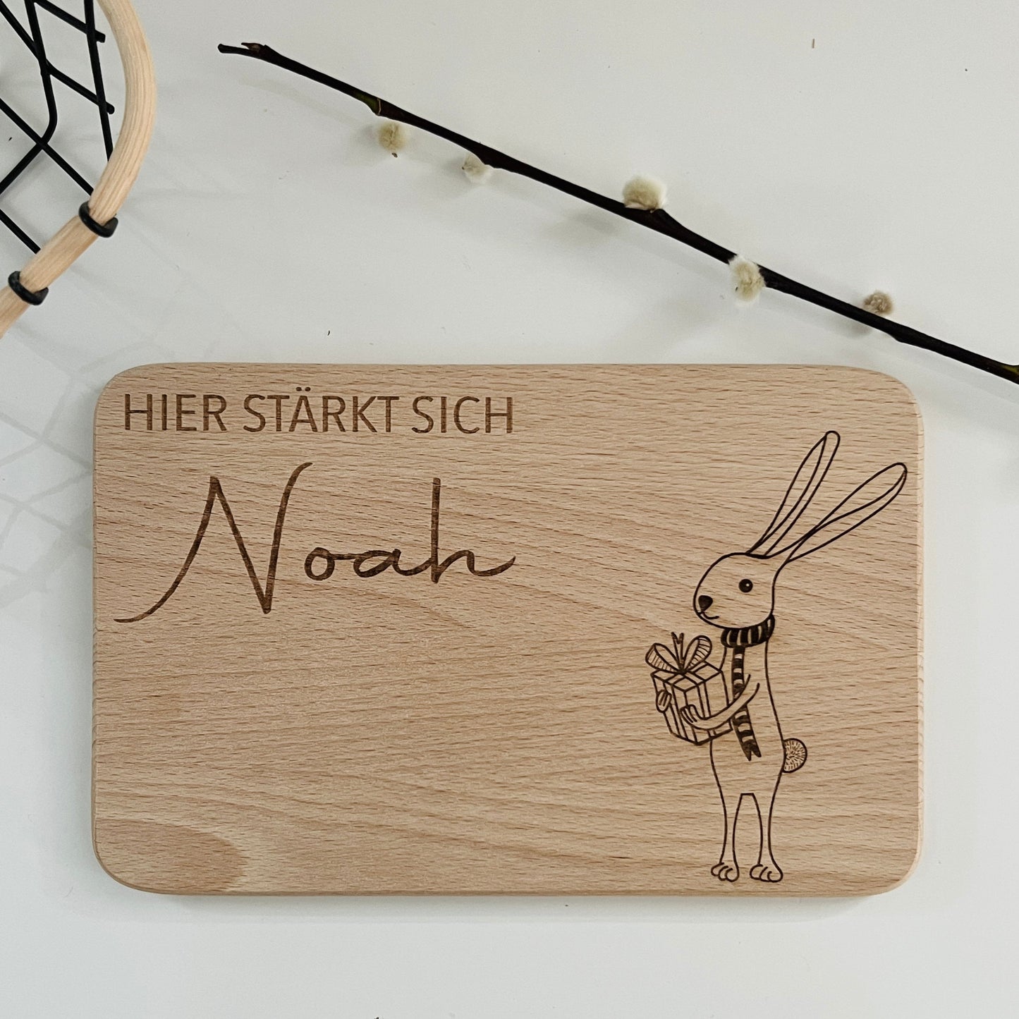 Kinder Frühstücksbrett, Vesperbrett, Brettchen, personalisiert mit Regenbogen Motiv und Name