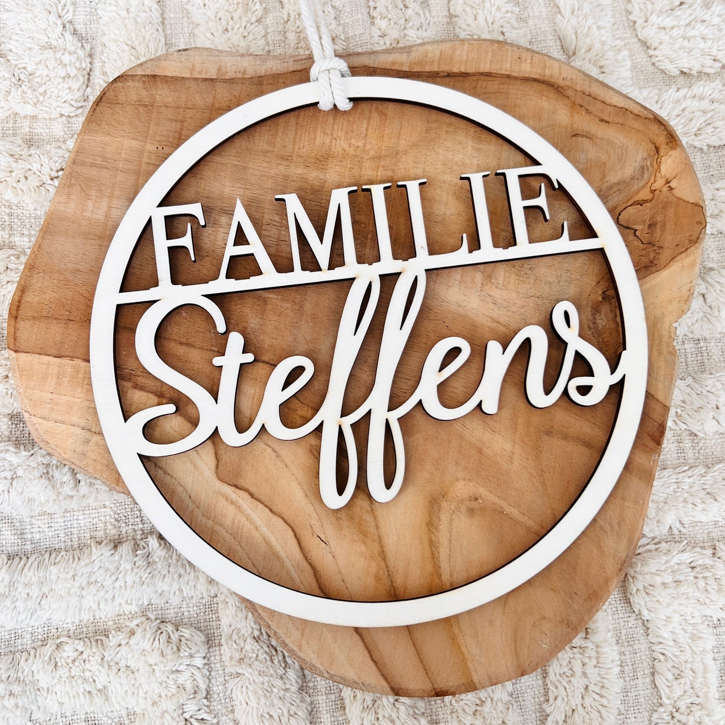 Holzkranz mit Familienname