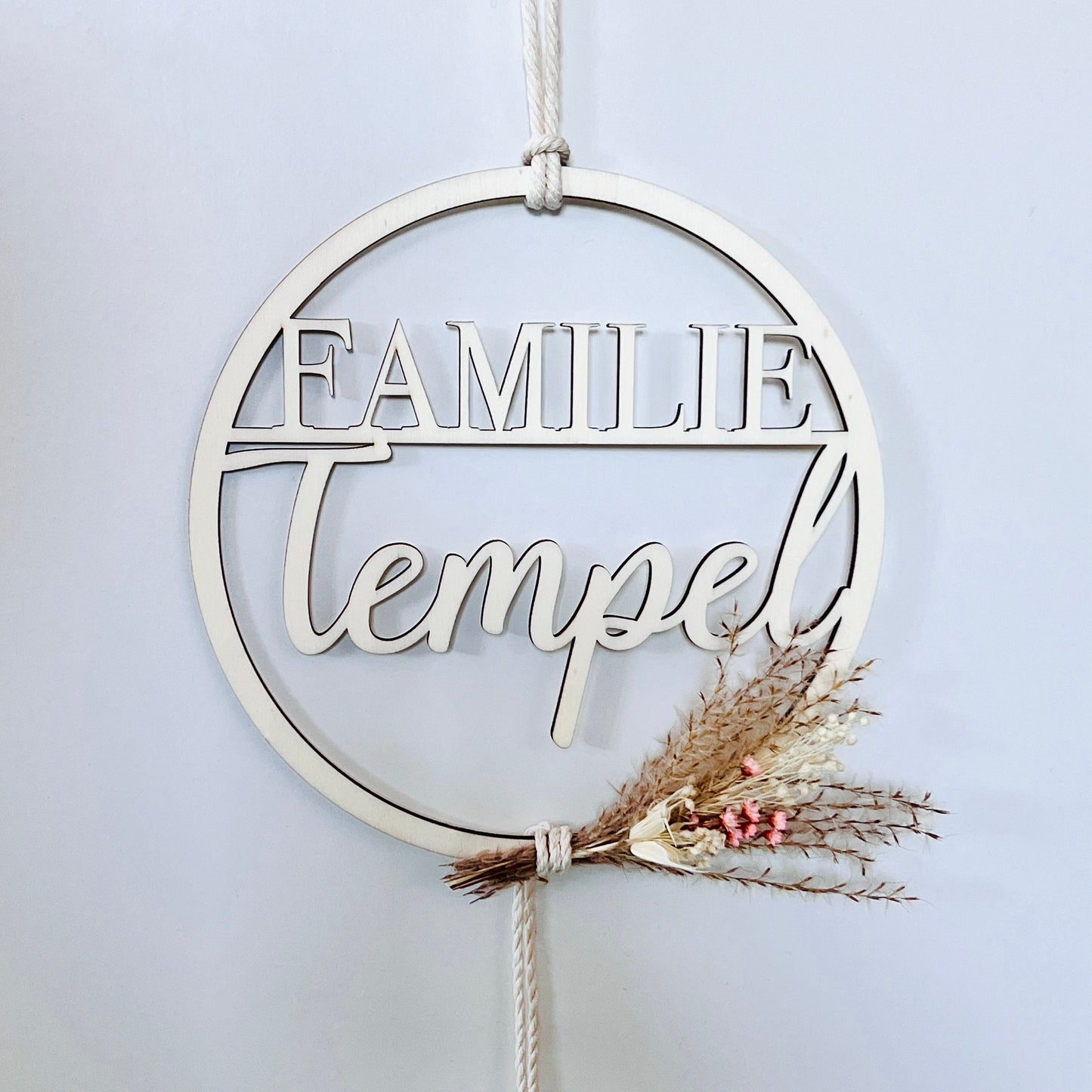 Holzkranz mit Familienname