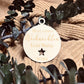 Weihnachtskugel mit Name / personalisierter Christbaumhänger aus Holz / Weihnachtsbaumdekoration